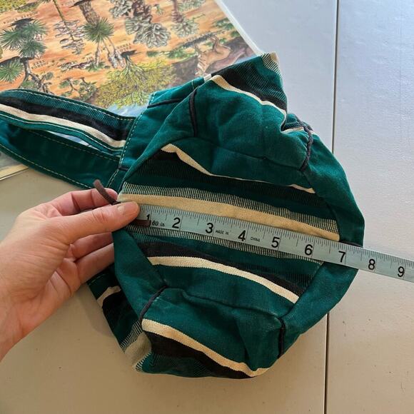 Handmade Vintage 90s Green Southwestern Tapestry Round Bucket Bag - Picture 15 of 16